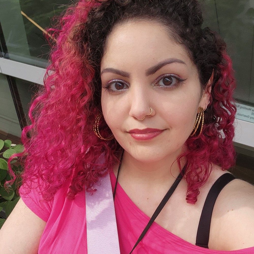 Meet your Posher, Anya
